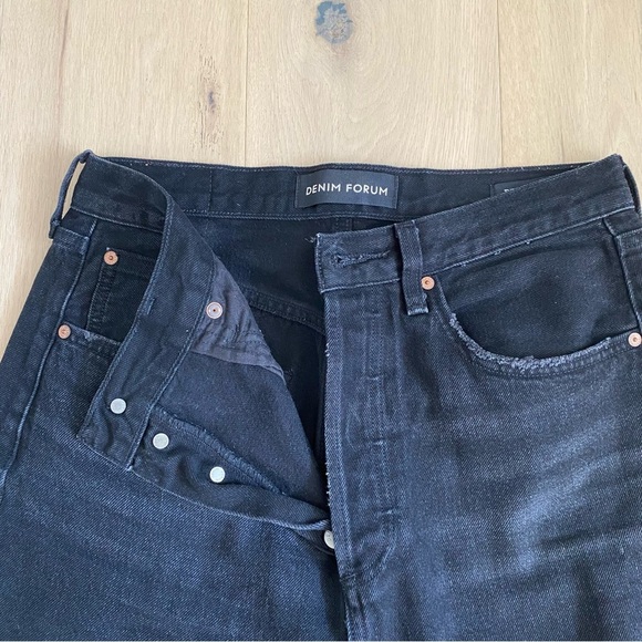 Aritzia | Denim Forum “Joni” High Rise Loose Black Ripped Jeans 🖤 - Picture 5 of 15